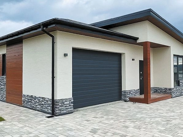 Секционные ворота 3800х2700 мм антрацитовые DoorHan RSD02, petropavlovsk.doorhan.ru